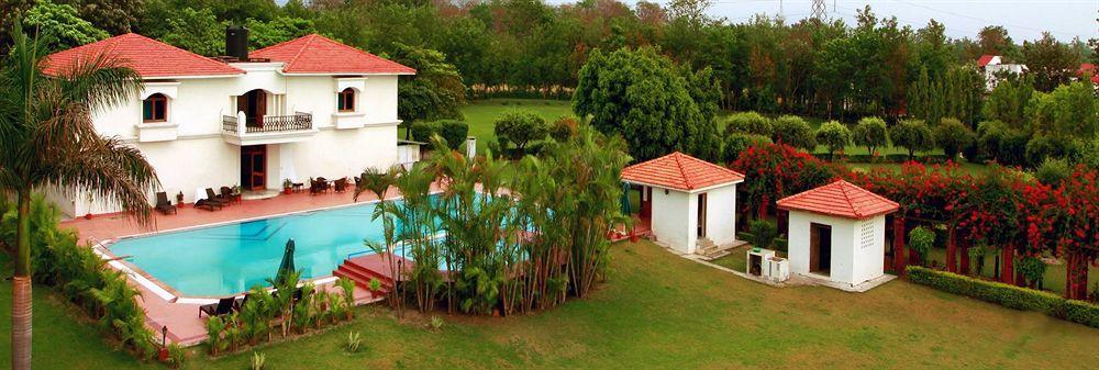Naturoville Ayurvedic And Yoga Retreat Hotel Risikés Kültér fotó