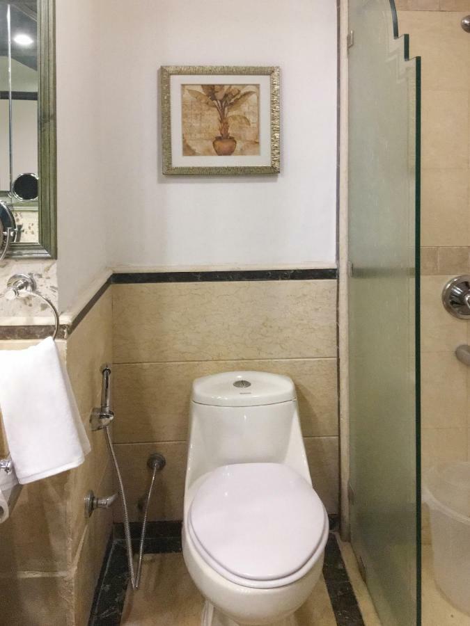 Naturoville Ayurvedic And Yoga Retreat Hotel Risikés Kültér fotó